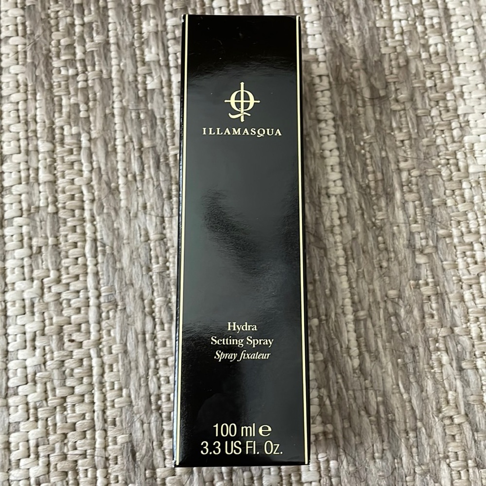 illamasqua Hydra Setting Spray